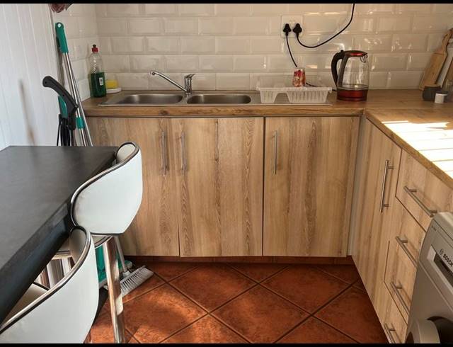 1 BEDROOM APARTMENT FOR SALE IN HARTENBOS CENTRAL